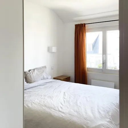 Calme Et Charme En Famille, Cote Sauvage