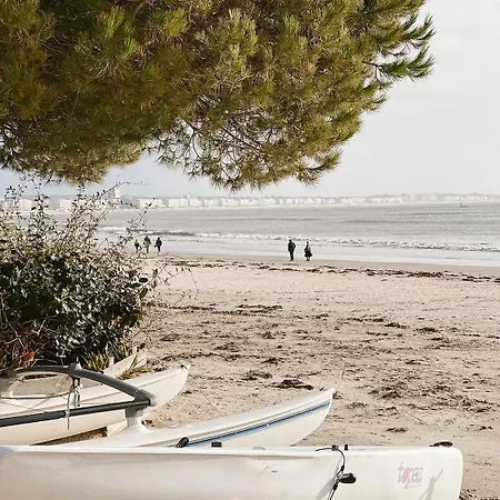 Calme Et Charme En Famille, Cote Sauvage *