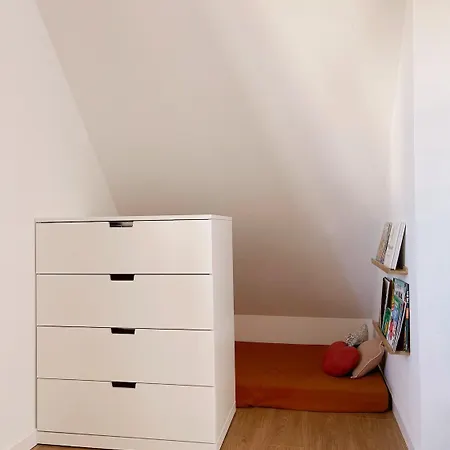 Calme Et Charme En Famille, Cote Sauvage *