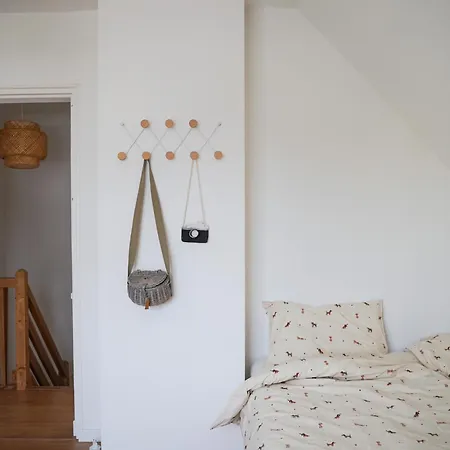 Calme Et Charme En Famille, Cote Sauvage