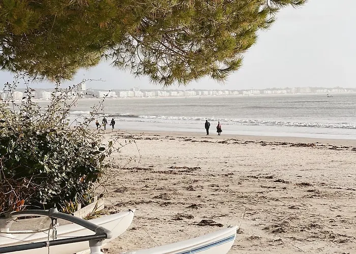 Calme Et Charme En Famille, Cote Sauvage *